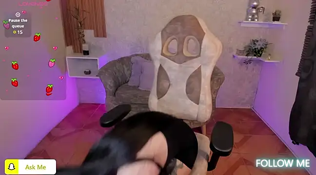 Snapshot of Chaos_Wild chatting on 13, 2, 2025 Chaos Wild online show from 13, 2, 2025