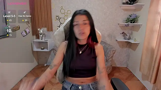 Snapshot of Chaos_Wild chatting on 8, 9, 2025 Chaos Wild online show from 8, 9, 2025