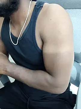 Snapshot of hot_boy_dic chatting on 24, 11, 2025 hot boy dic online show from 24, 11, 2025