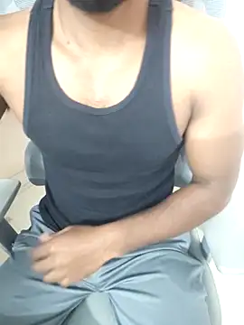 Snapshot of hot_boy_dic chatting on 18, 1, 2026 hot boy dic online show from 18, 1, 2026