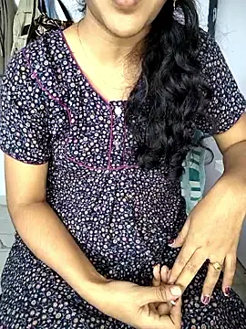 lovelygirl4567 online show from 30, 11, 2025