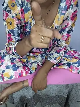 lovelygirl4567 online show from 4, 7, 2026