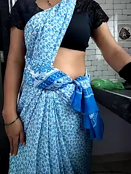 lovelygirl4567 online show from 18, 7, 2026