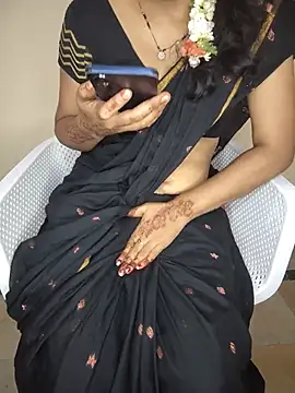 lovelygirl4567 online show from 30, 7, 2026