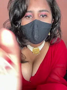 Snapshot of Lovely-Shivani chatting on 1, 3, 2025 Lovely-Shivani online show from 1, 3, 2025