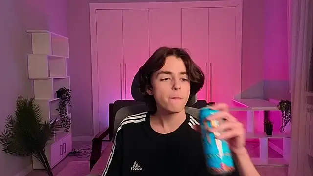 b0y fantasy online show from 6, 2, 2025