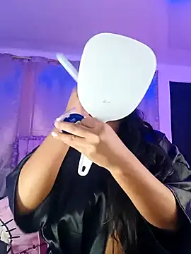 Snapshot of PaulaOrtiz_1 chatting on 5, 3, 2025 PaulaOrtiz 1 online show from 5, 3, 2025