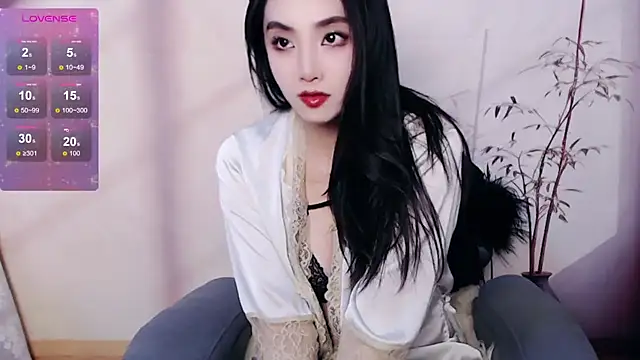 xiaotiantian-76 online show from 9, 3, 2025