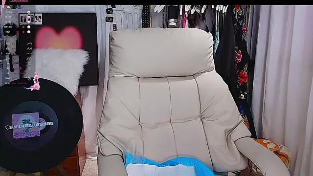 xiaotiantian-76 online show from 3, 12, 2025