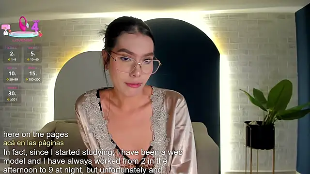 NiaSalvatore online show from 30, 4, 2026