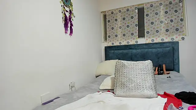 sofi saliva2511 online show from 30, 11, 2025