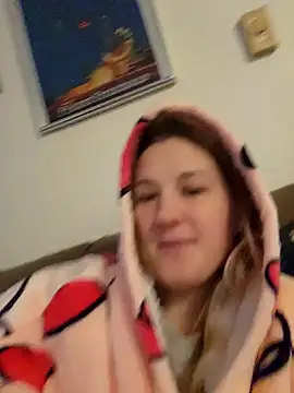 Snapshot of CoraRiley chatting on 2, 1, 2025 CoraRiley online show from 2, 1, 2025