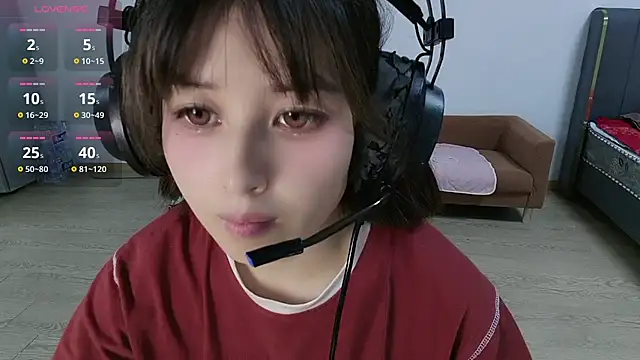 Snapshot of Lucky-xiuxiu chatting on 13, 9, 2025 Lucky-xiuxiu online show from 13, 9, 2025