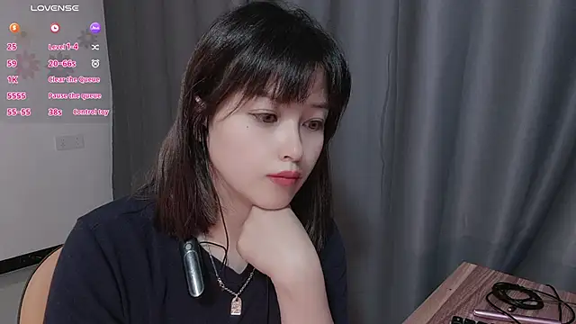 Snapshot of Lucky-xiuxiu chatting on 16, 10, 2025 Lucky-xiuxiu online show from 16, 10, 2025