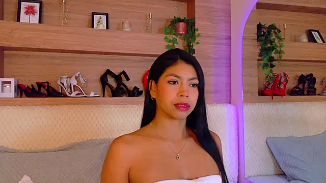 AbieHills online show from 30, 11, 2025