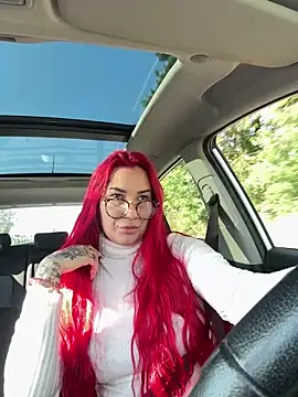 Mia-Fuchs online show from 2, 10, 2025