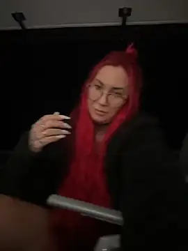 Mia-Fuchs online show from 3, 10, 2025