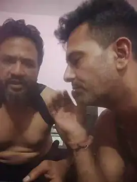 MAGNETICDADDY8 online show from 7, 10, 2025