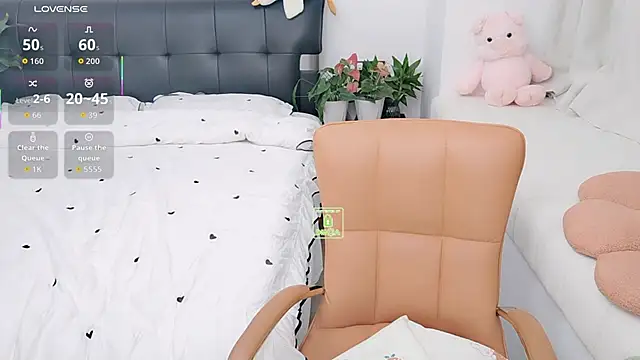 Snapshot of Mi--Manchi chatting on 4, 11, 2025 Mi--Manchi online show from 4, 11, 2025