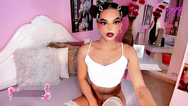 Diva Smith02 online show from 15, 7, 2026