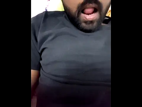 Snapshot of akshaybaroda chatting on 17, 3, 2026 akshaybaroda online show from 17, 3, 2026