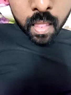 Snapshot of akshaybaroda chatting on 19, 3, 2026 akshaybaroda online show from 19, 3, 2026