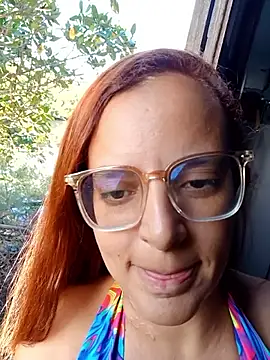 AliceRuivinha2 online show from 5, 5, 2026