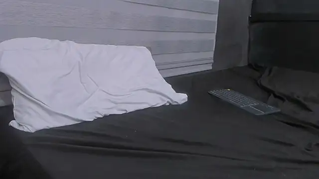 Snapshot of adam_piarse01 chatting on 14, 3, 2025 adam piarse01 online show from 14, 3, 2025