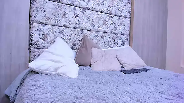 Snapshot of adam_piarse01 chatting on 8, 2, 2026 adam piarse01 online show from 8, 2, 2026