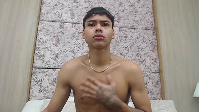 Snapshot of adam_piarse01 chatting on 25, 2, 2026 adam piarse01 online show from 25, 2, 2026