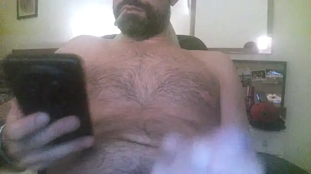 Snapshot of Patrickhound chatting on 1, 2, 2026 Patrickhound online show from 1, 2, 2026