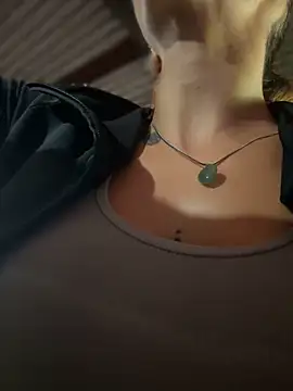 Samantha bigboobs online show from 5, 5, 2026