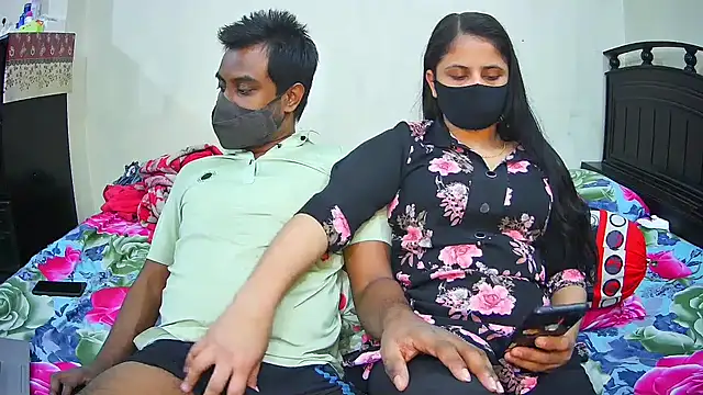 Hot Nila online show from 2, 12, 2025