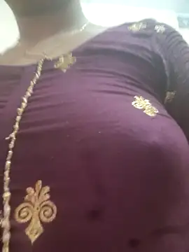 Hot Nila online show from 26, 6, 2026