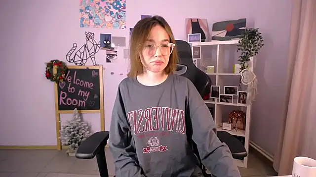 MiniSofy online show from 8, 1, 2025