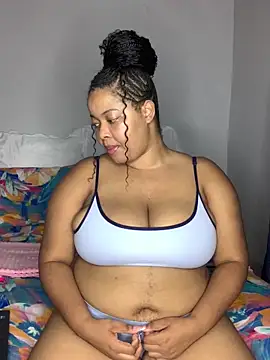 sexytinashe21 online show from 13, 4, 2026