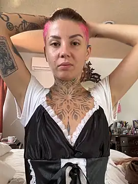 Izy cute  online show from 13, 11, 2025