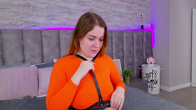 Snapshot of EllieGarson chatting on 19, 3, 2025 EllieGarson online show from 19, 3, 2025