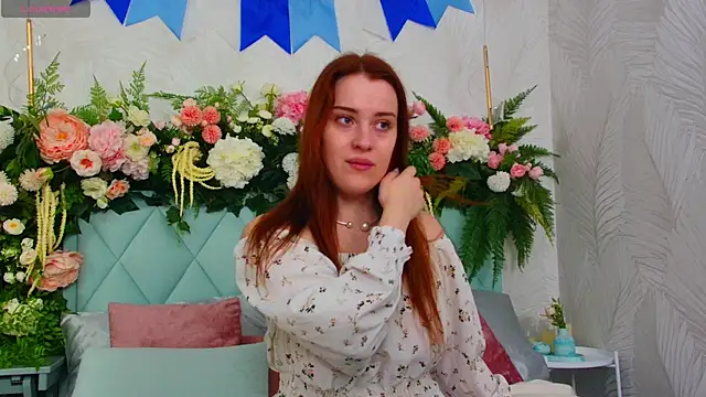 Snapshot of EllieGarson chatting on 25, 9, 2025 EllieGarson online show from 25, 9, 2025