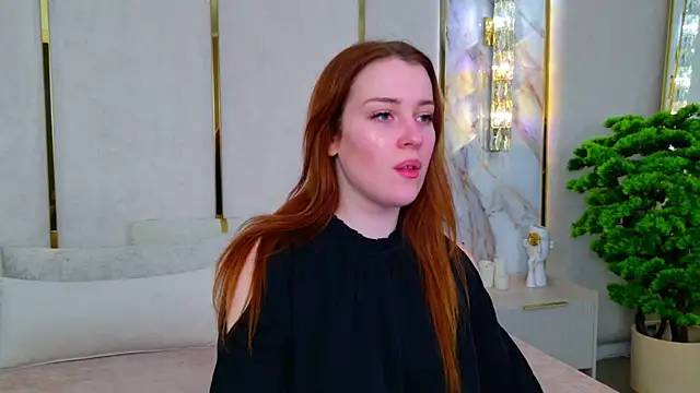 Snapshot of EllieGarson chatting on 23, 11, 2025 EllieGarson online show from 23, 11, 2025