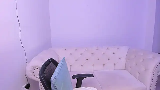 Santiago huntt online show from 14, 1, 2025