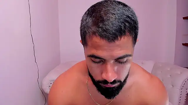 Santiago huntt online show from 25, 1, 2025