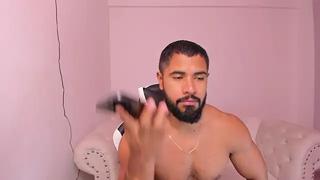 Santiago huntt online show from 25, 2, 2025