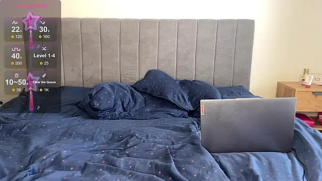 Snapshot of mammyboss18 chatting on 14, 2, 2025 mammyboss18 online show from 14, 2, 2025