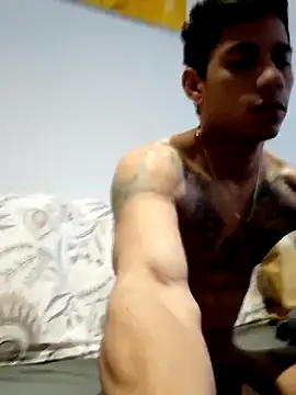 Snapshot of Mikeherz777 chatting on 8, 1, 2025 Mikeherz777 online show from 8, 1, 2025