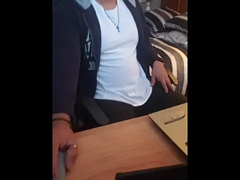 Snapshot of pitorico_bb chatting on 14, 12, 2025 pitorico bb online show from 14, 12, 2025