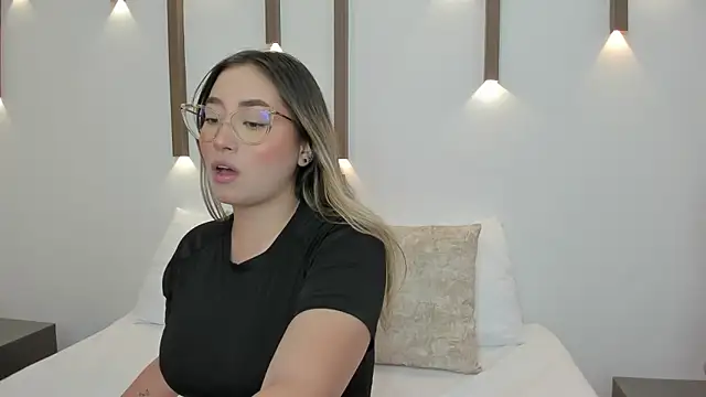 antonella cutie  online show from 29, 1, 2025