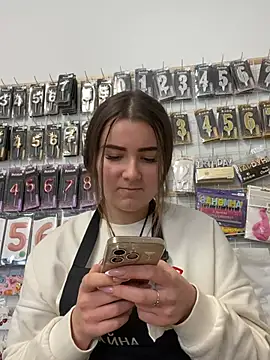 mewKate online show from 1, 5, 2026