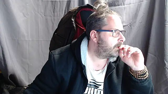 Snapshot of Streamlove77 chatting on 21, 1, 2025 Streamlove77 online show from 21, 1, 2025