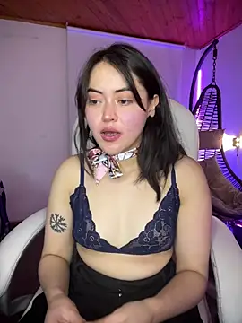 Camila pinkk online show from 30, 4, 2026
